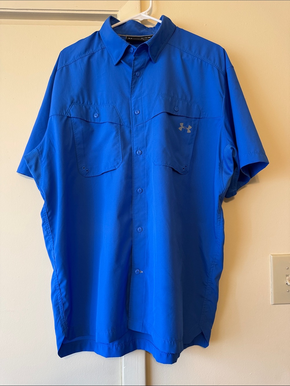 Under Armour Men’s Short Sleeve Button-Down Shirt - Blue